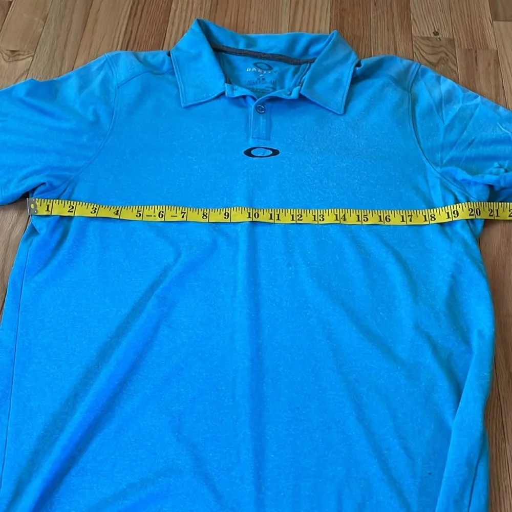 Oakley Polo Shirt Mens Medium Blue Casual Golf Outdoors Hiking - Picture 4 of 9